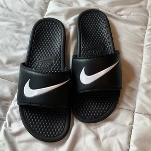 Black Nike slides
